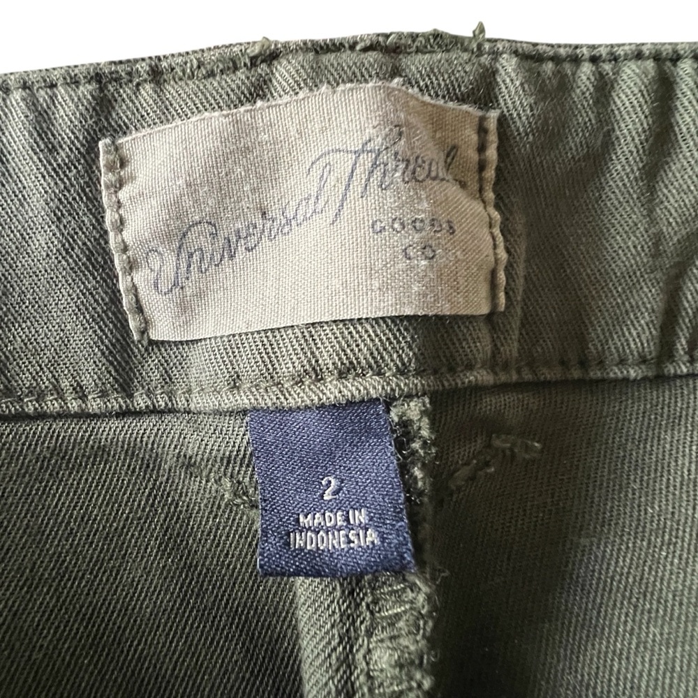 Universal Thread Olive Green Wide Leg Cargo/Utility Pants size 2 - Picture 3 of 11